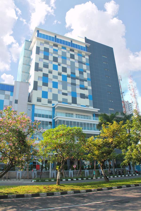 Hotel Brothers Biru Solo Baru Exterior photo